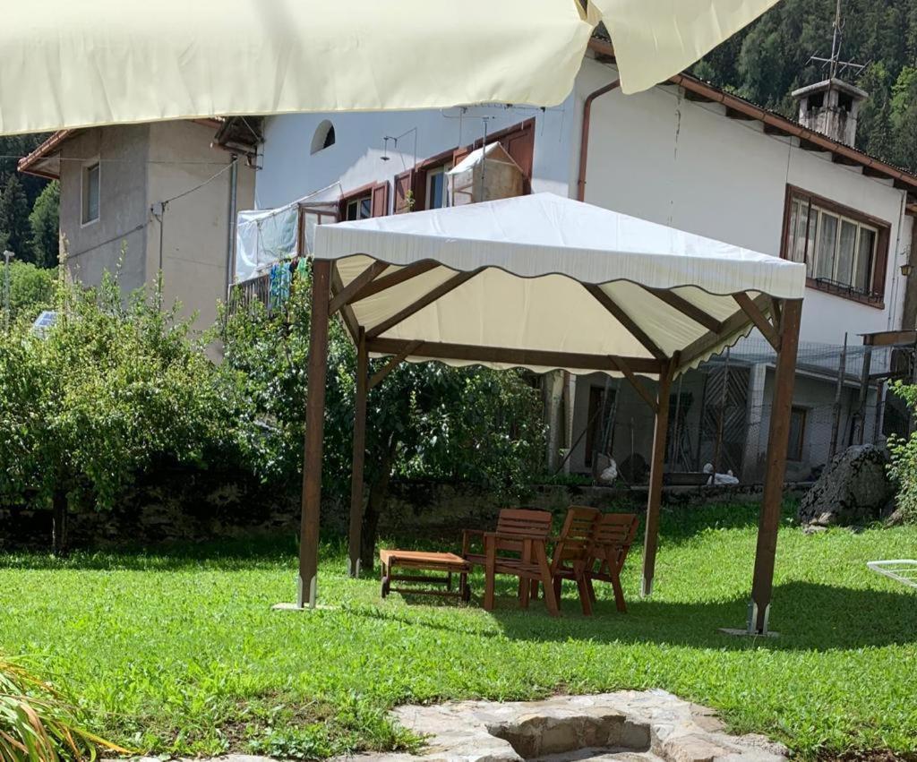 L' Antica Casa Di Maria Lilia Apartment Pieve di Cadore Exterior photo